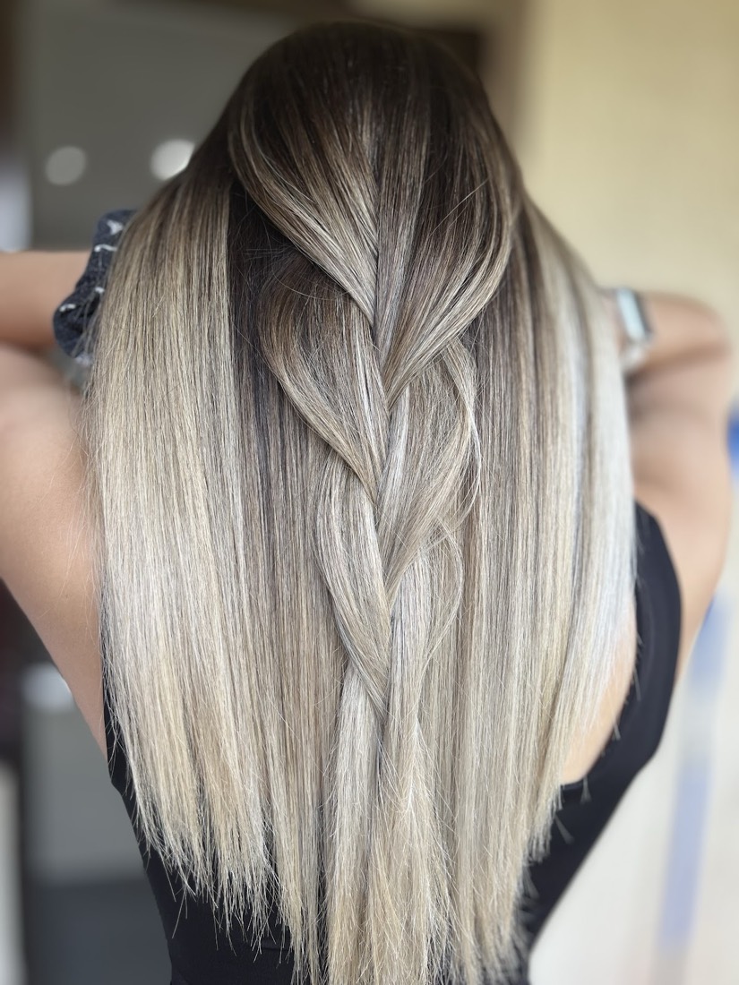 Hamvas balayage fonott hajon